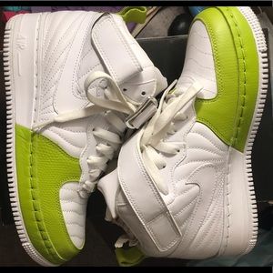 Air Jordan Force 12’s